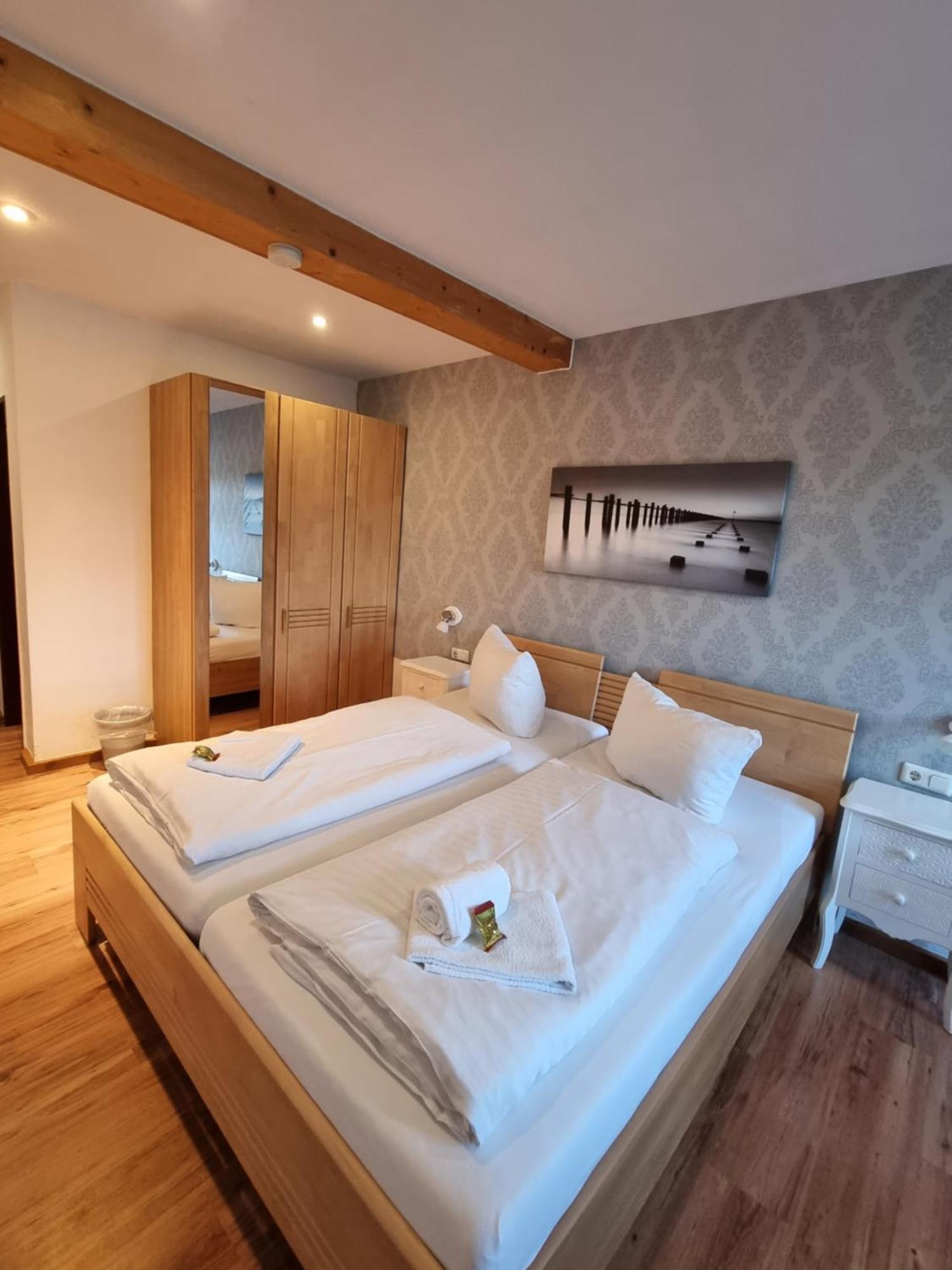 Hotel Packhaus Hooksiel Chambre photo
