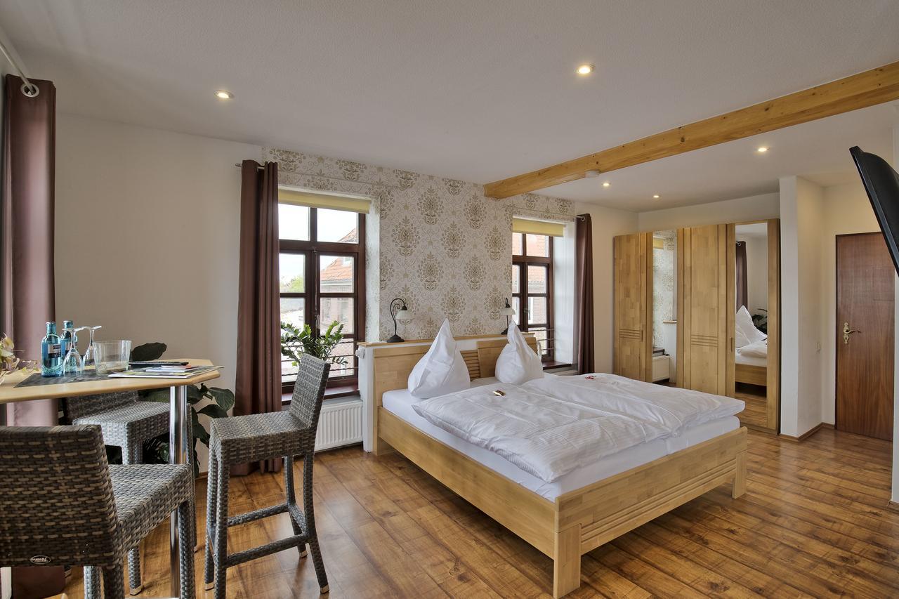 Hotel Packhaus Hooksiel Extérieur photo